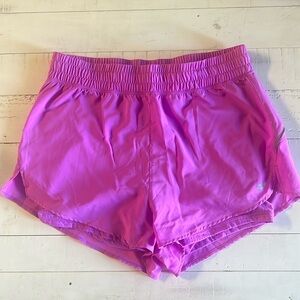 NWT Fabletics Perforated Run Short 5”